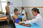 берут ли в армию с вич